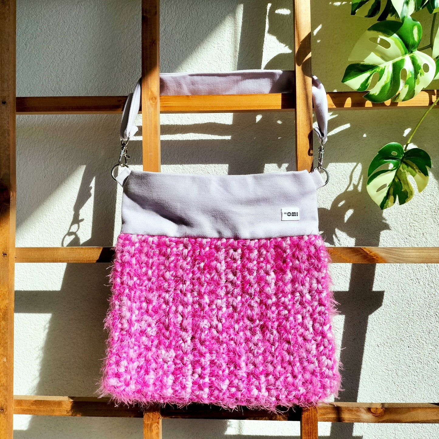 Small Bag Shaggy Pink