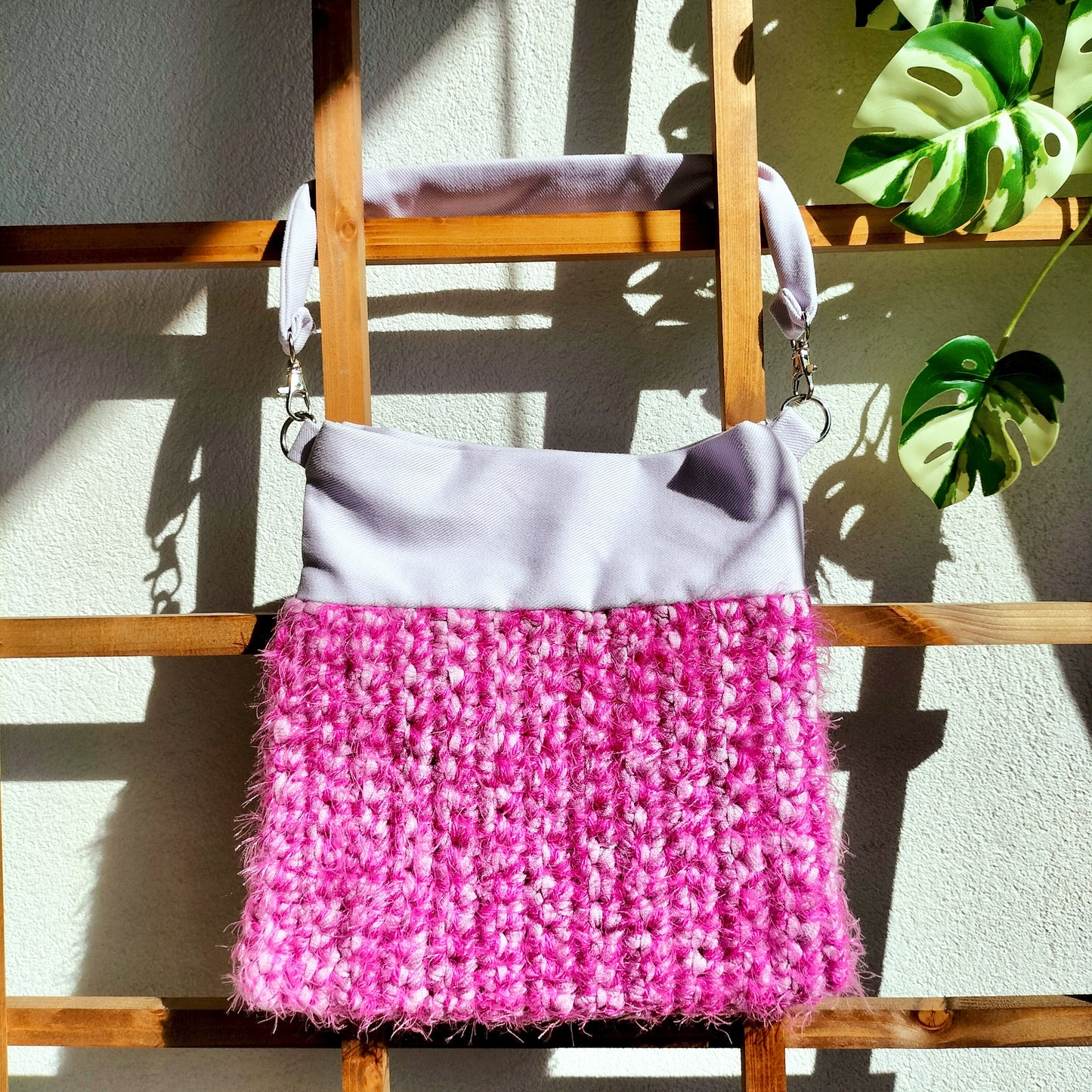 Small Bag Shaggy Pink