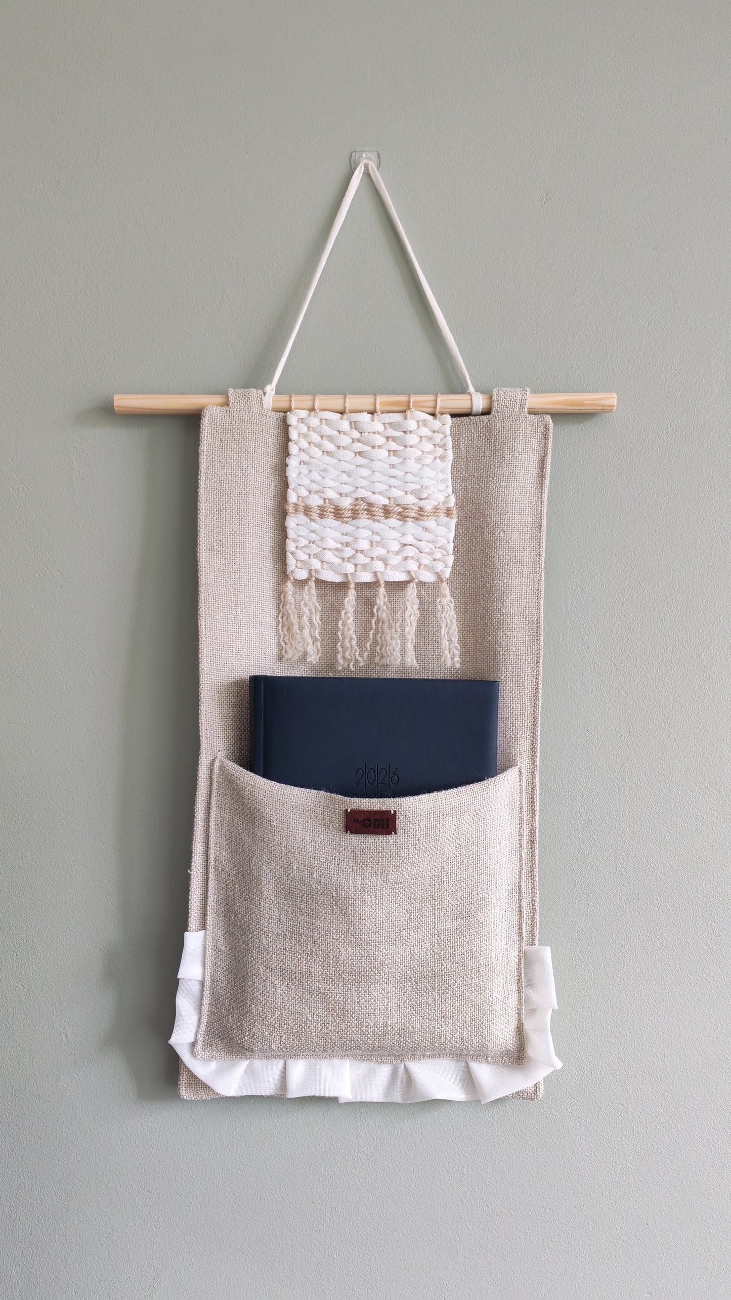 KÄTKÖ Mini Ruffle – Upcycled Textile Wall Pocket