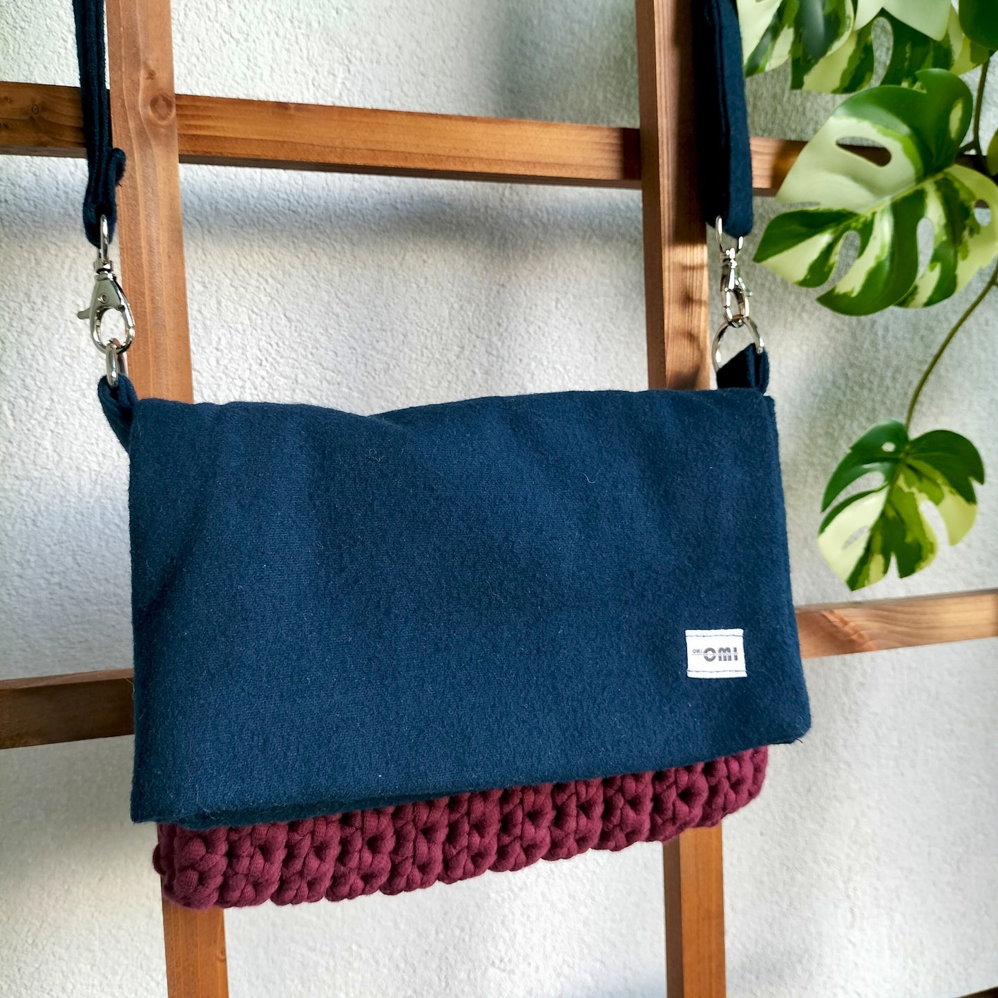 Small Navy & Burgundy