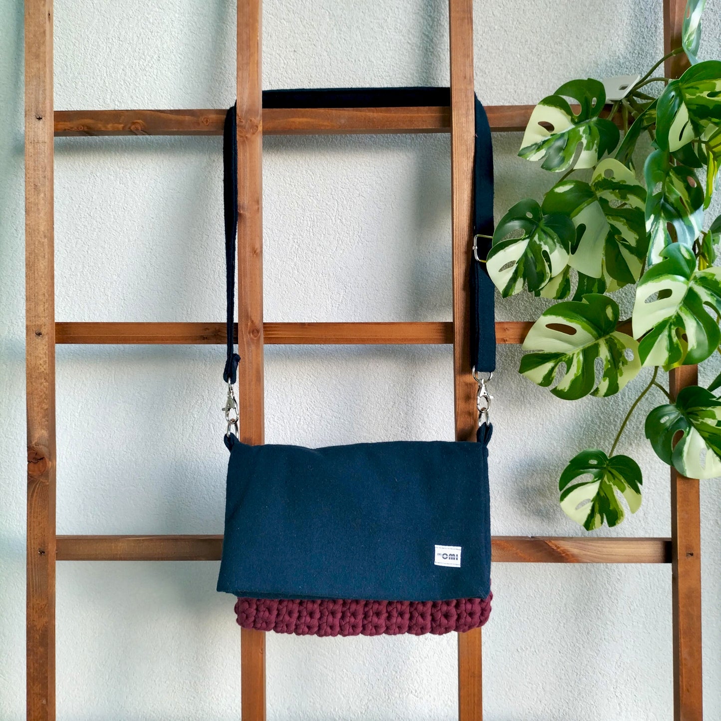 Small Navy & Burgundy