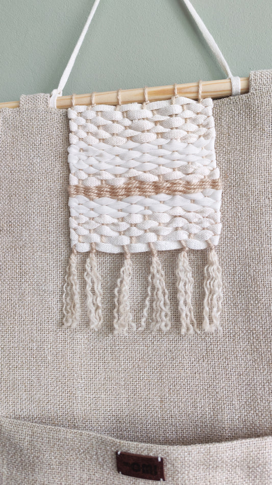 KÄTKÖ Mini Ruffle – Upcycled Textile Wall Pocket