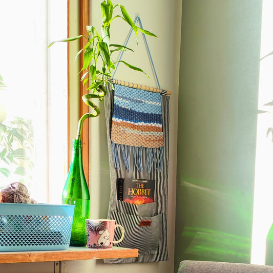 KÄTKÖ Seashore Handwoven Wall Pocket – Nordic Textile Wall Hanging with Storage
