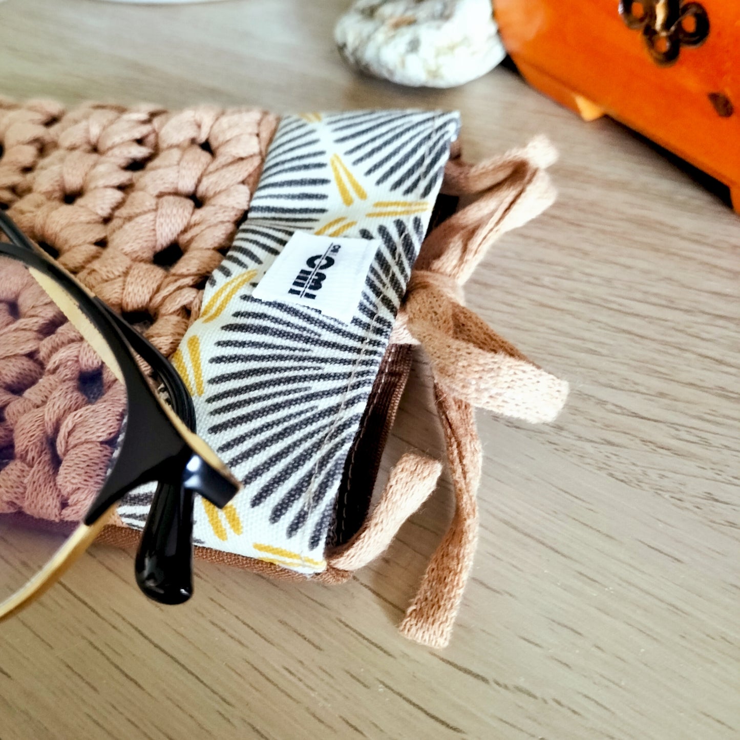 Glasses Cover Caramel