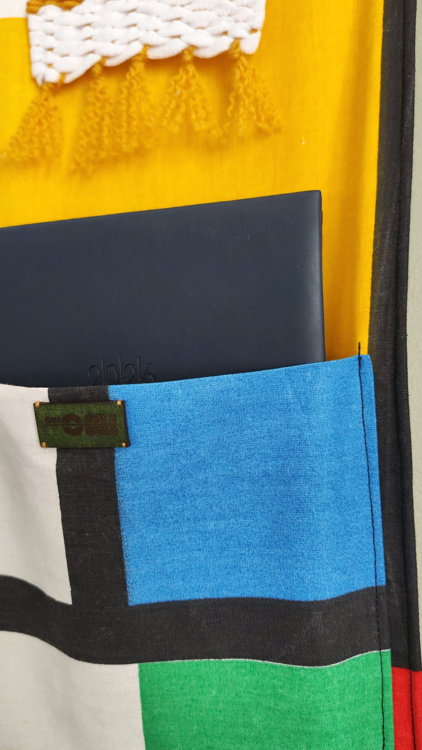 KÄTKÖ Mini Geometric Dopamine – Upcycled Textile Wall Pocket