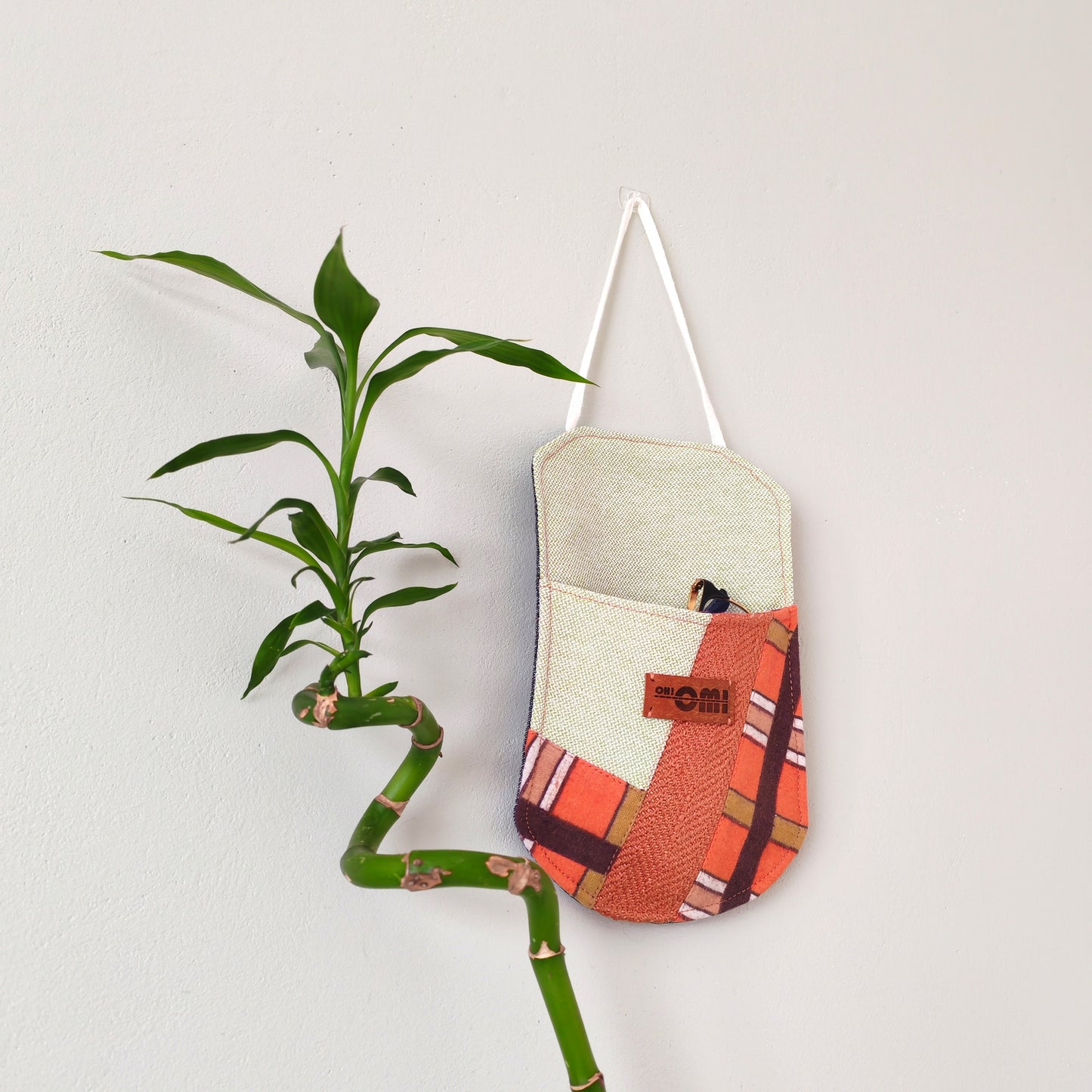 KÄTKÖ Small Wall Pocket Oval