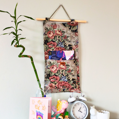 KÄTKÖ Mini Romantic – Upcycled Textile Wall Pocket