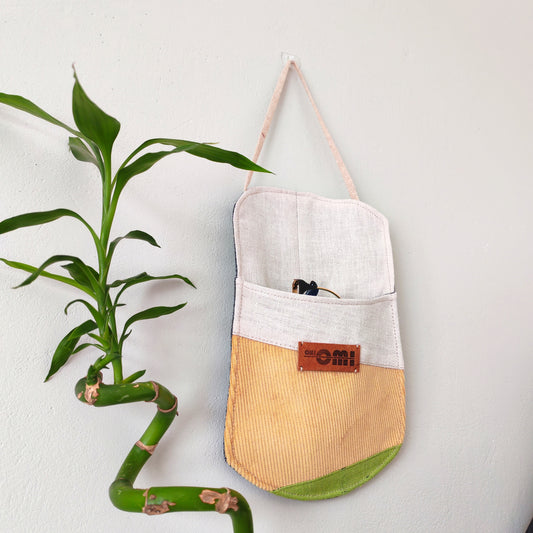 KÄTKÖ Small Wall Pocket Oval