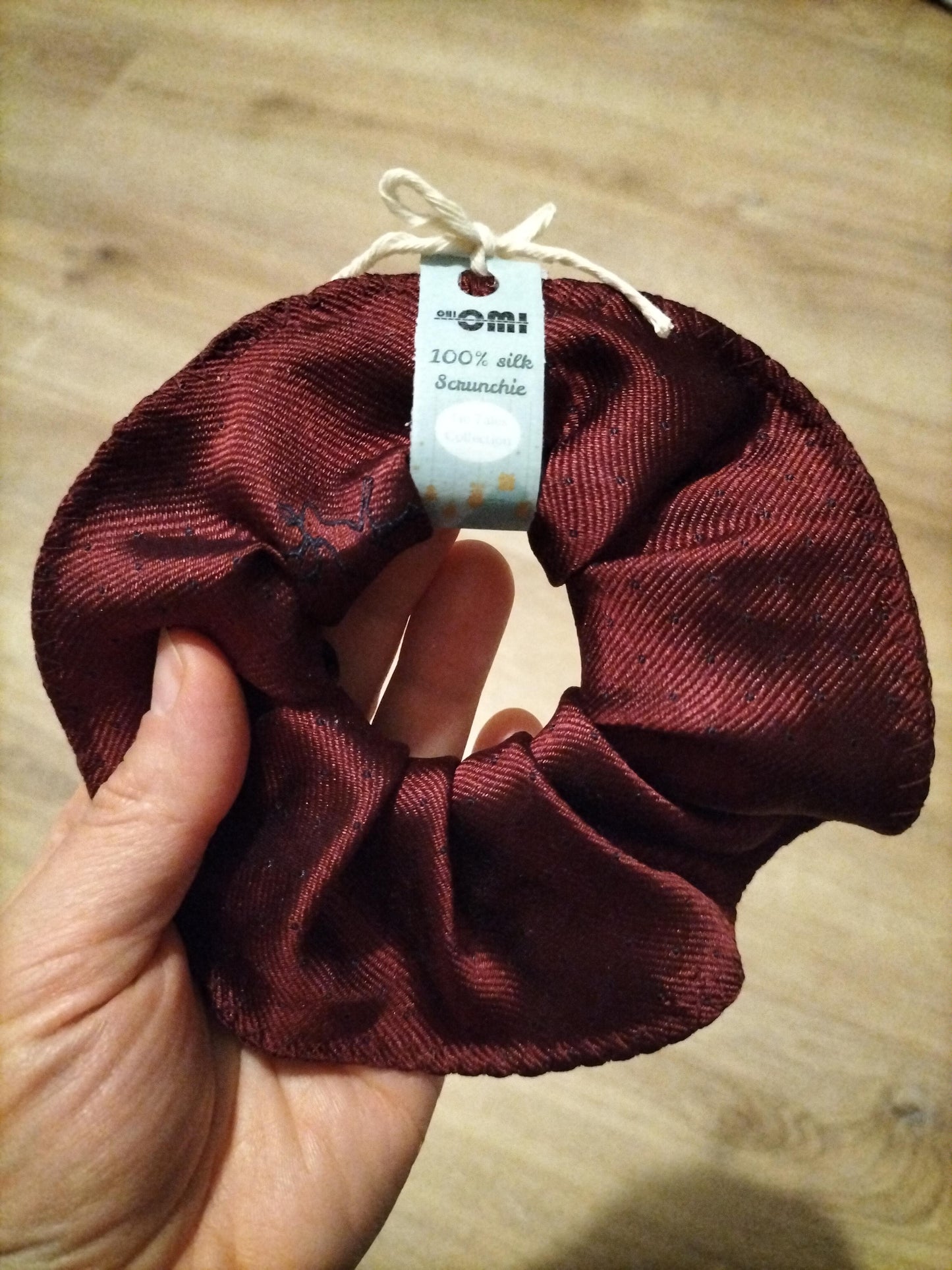 100% Silk Scrunchie Burgundy