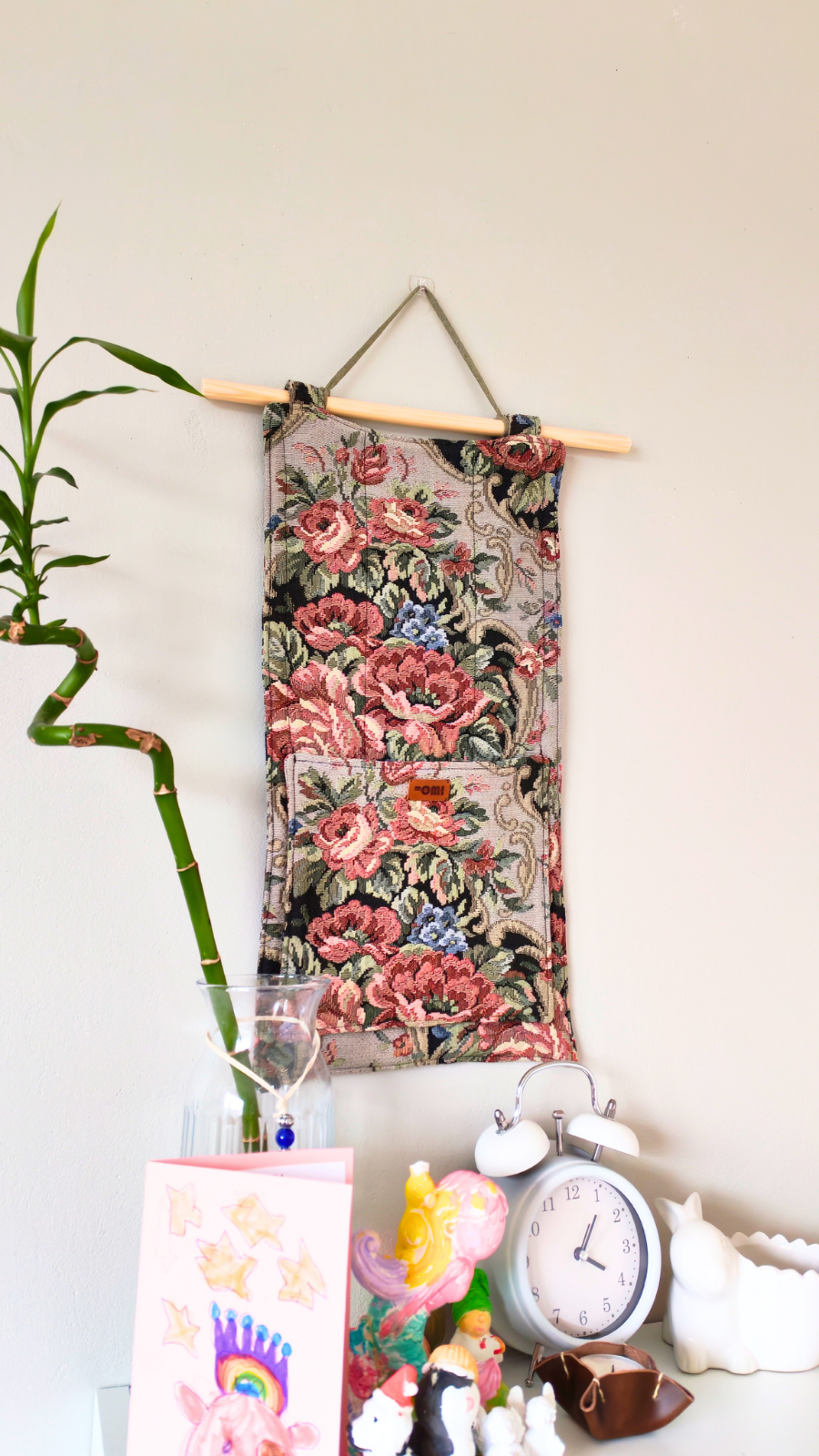 KÄTKÖ Mini Romantic – Upcycled Textile Wall Pocket