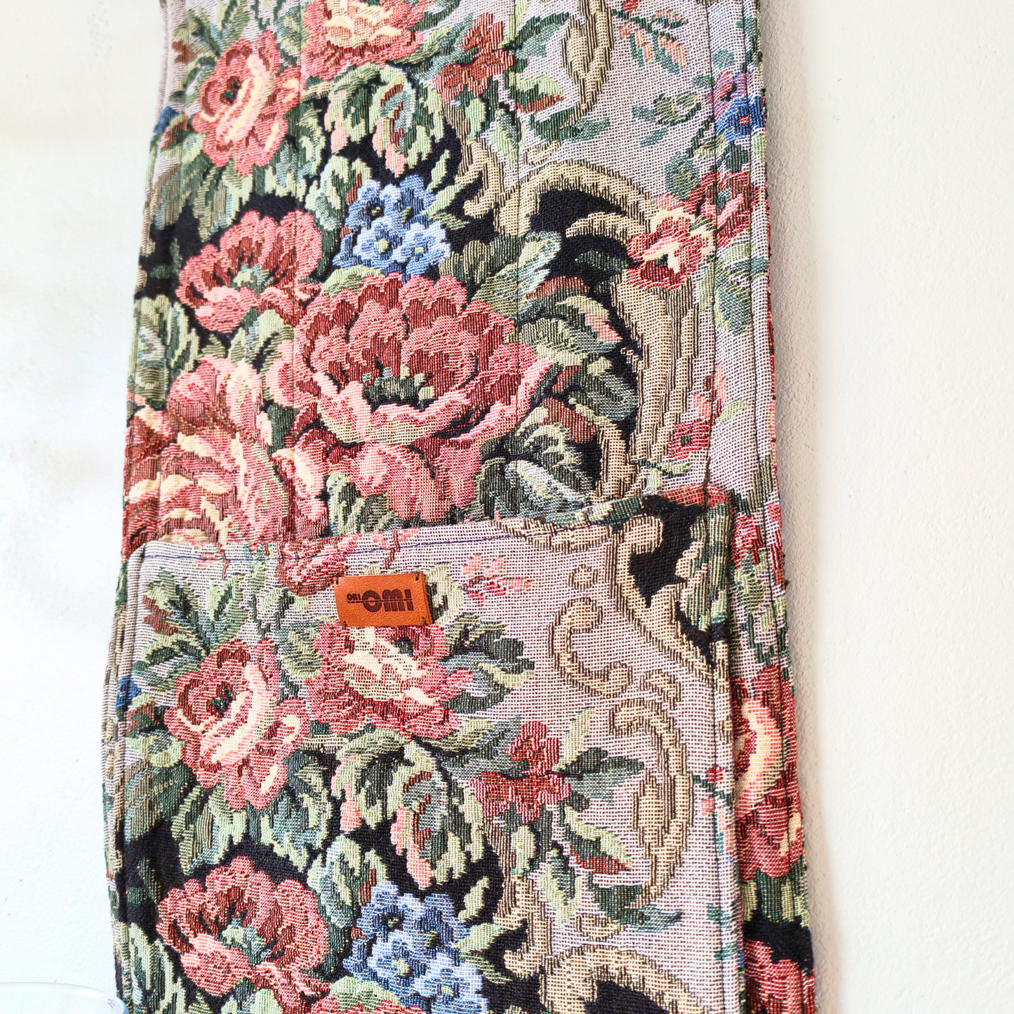 KÄTKÖ Mini Romantic – Upcycled Textile Wall Pocket