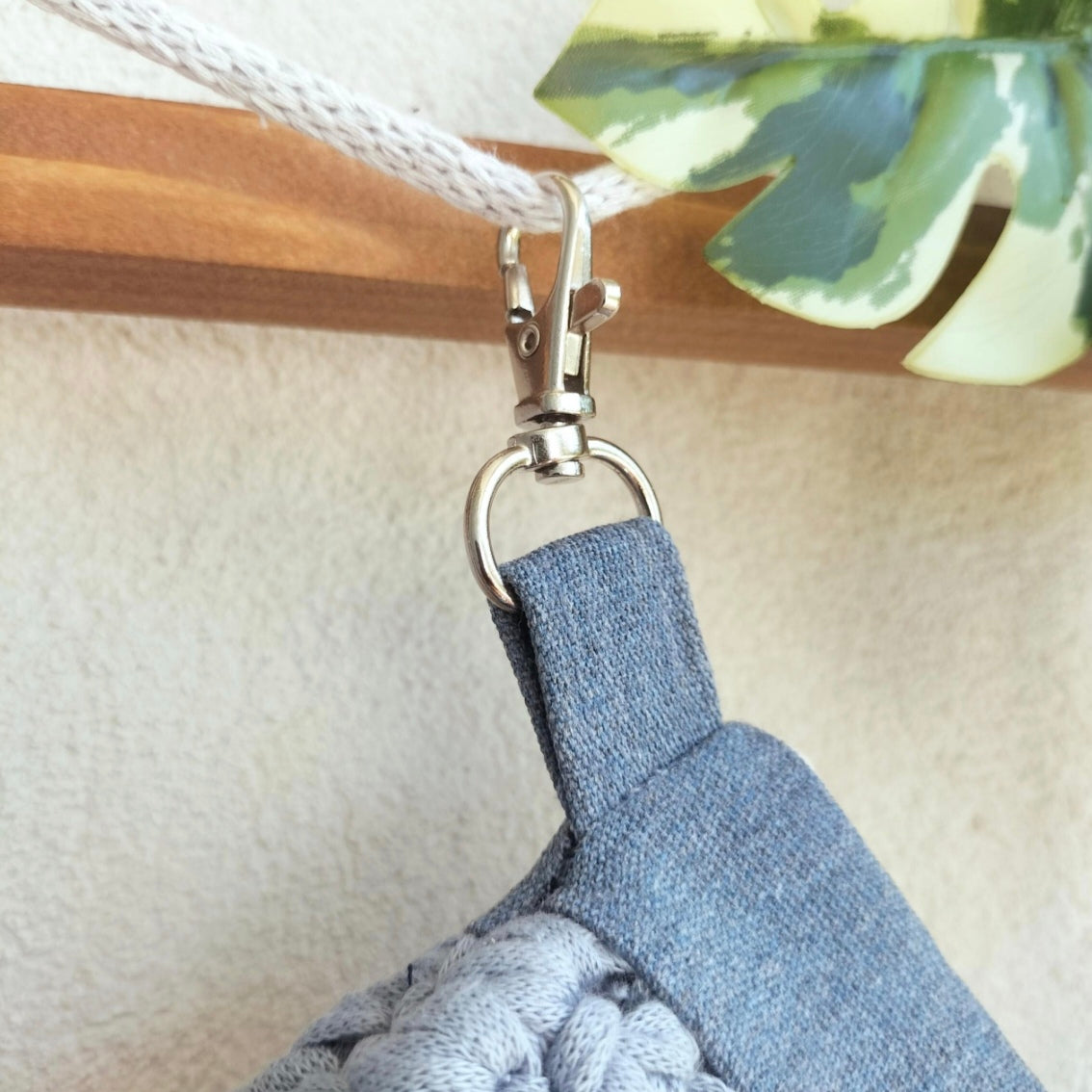In-Ear Headphones Cover Navy Crochet