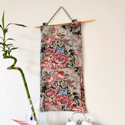 KÄTKÖ Mini Romantic – Upcycled Textile Wall Pocket