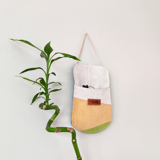 KÄTKÖ Small Wall Pocket Oval