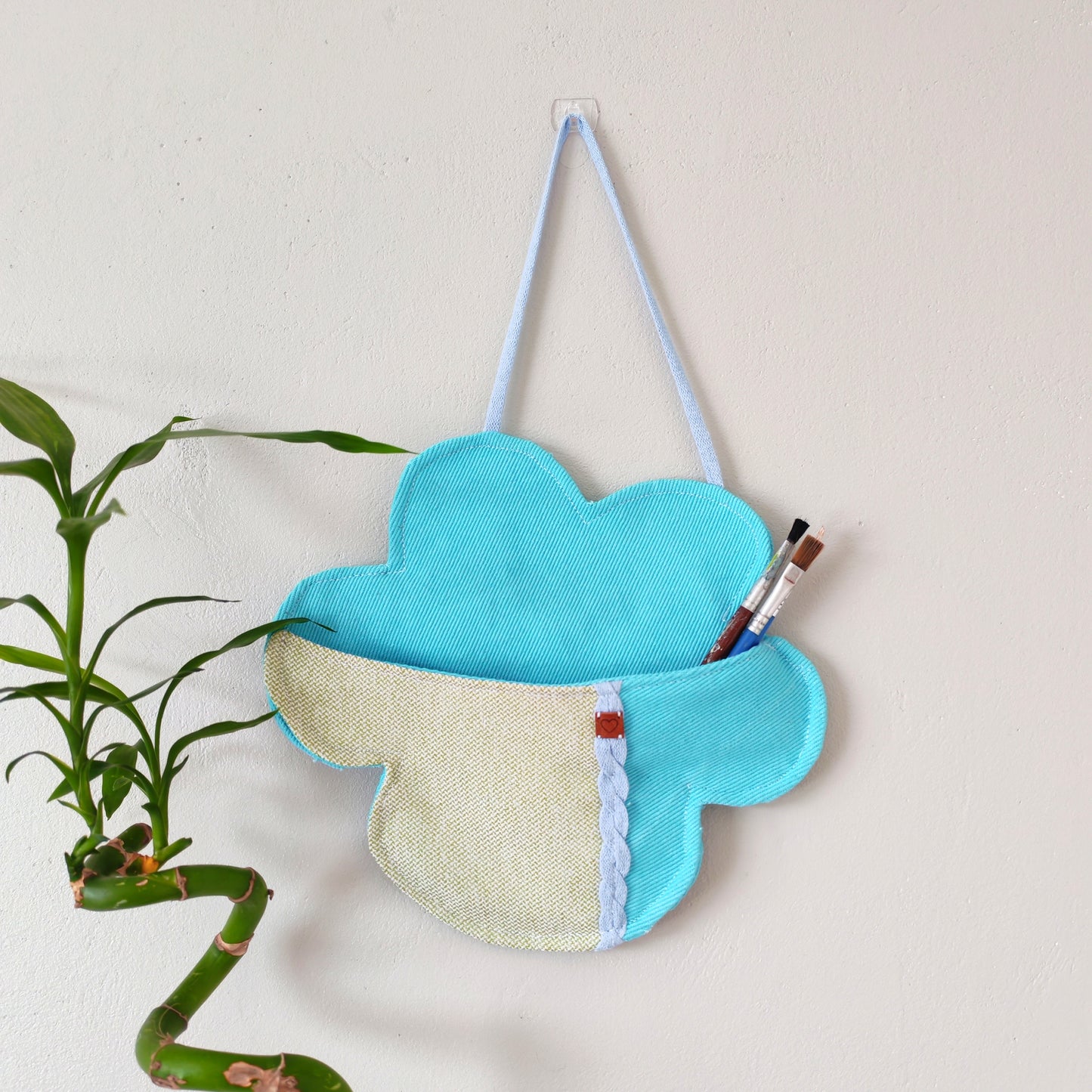 KÄTKÖ Pieni Seinätaskukukka